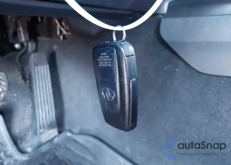 2018 Toyota Camry Se z USA, uszkodzony, nr VIN 4T1B11HKXJU012101